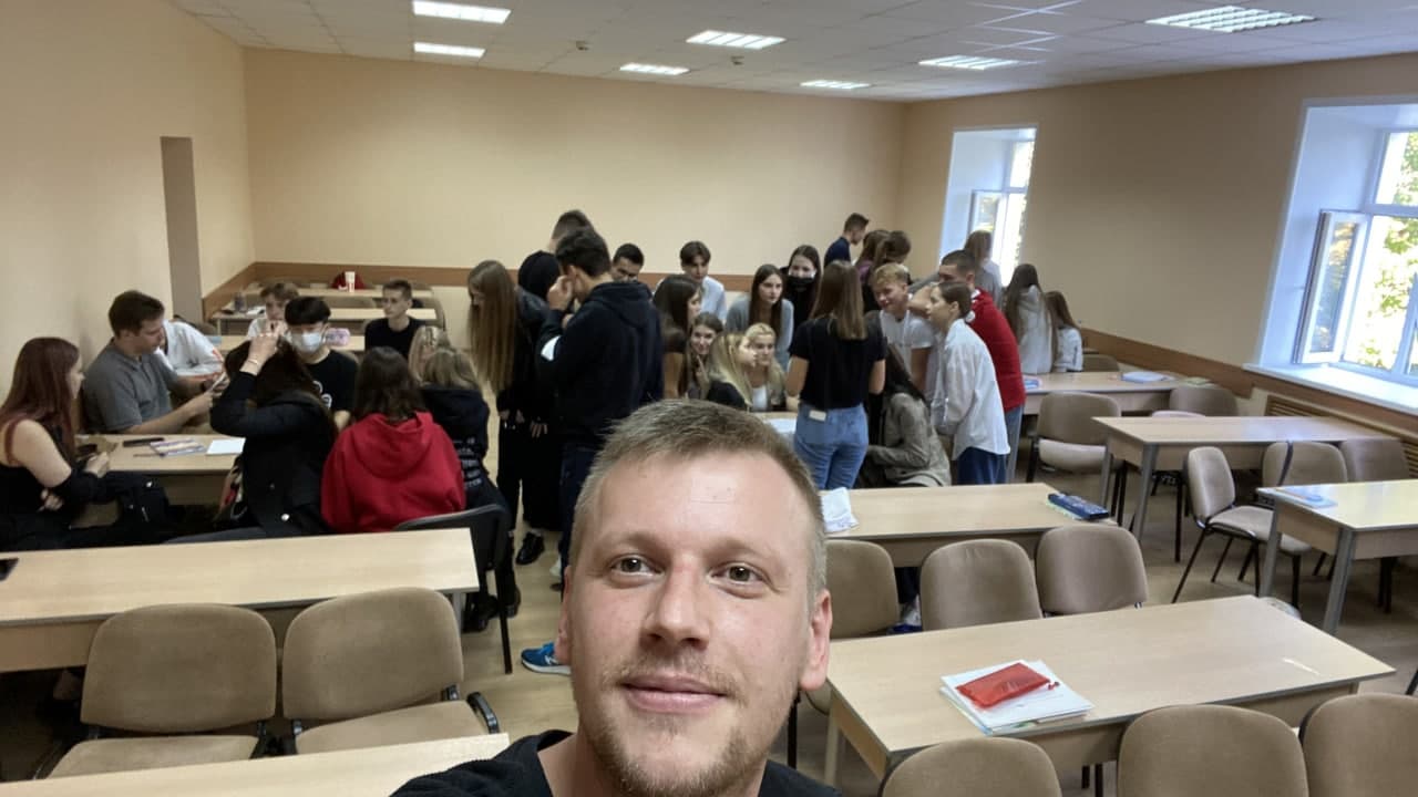 Career and vacancies - 19